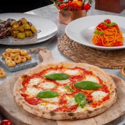 Eataly Riyadh Pizza