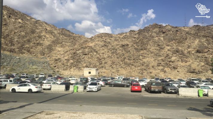 مواقف السيارات قرب المسجد الحرام مكة 2026: المجانية والمدفوعة وموسم الحج