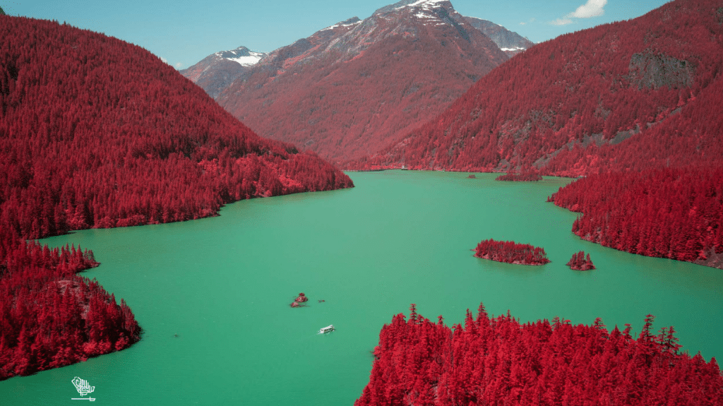 Photography Mountain Climber Lifestyle Photography Talented Adventure Photographer Saudiscoop Diablo-Lake-(Washington).