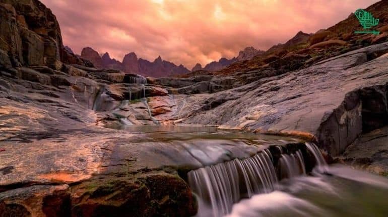Radwa Mount-places-explore-yanbu-ksa-saudiscoop (3)