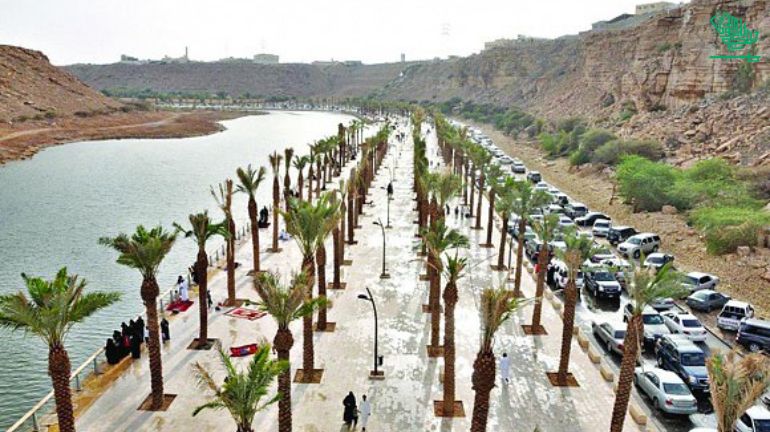 Lake Park Namar Dam-top-most-beautiful-parks-in-riyadh-saudiscoop (2)