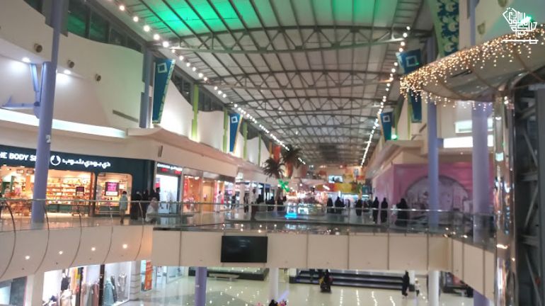 Al Diyafa Mall top-6-malls-shops-markets-in-makkah-saudiscoop (4)