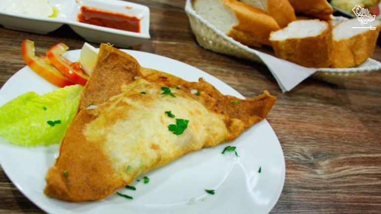 Tunisian egg brik recipe-popular-ramadan-sehri-iftar-recipes-saudiscoop (7)